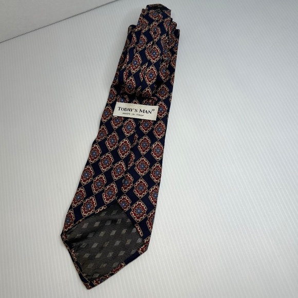 Today’s Man Blue Red Hand Made 100% Silk Men’s Neck Tie Made In Italy - Picture 3 of 4